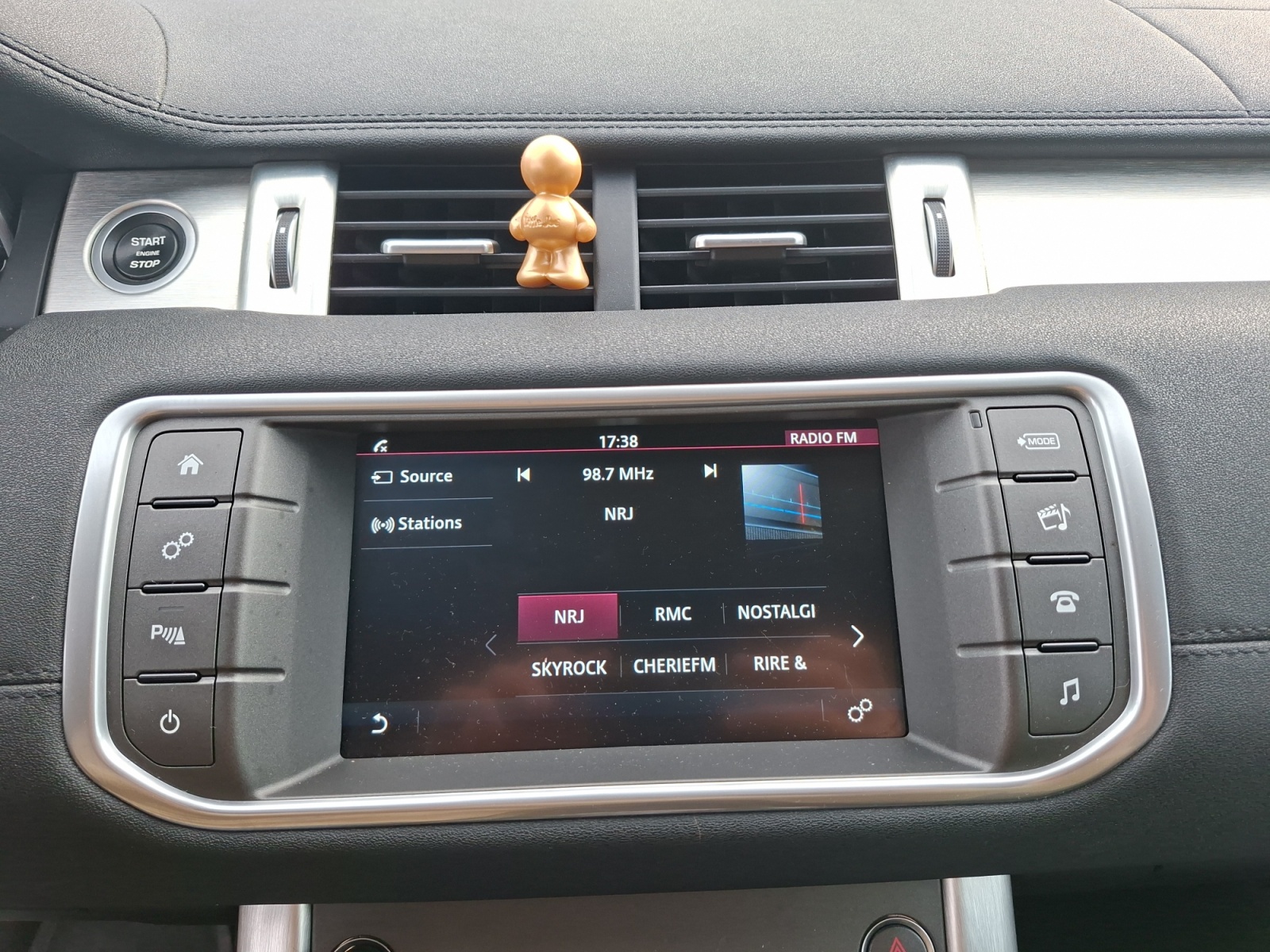 Land Rover Range Rover Evoque 27