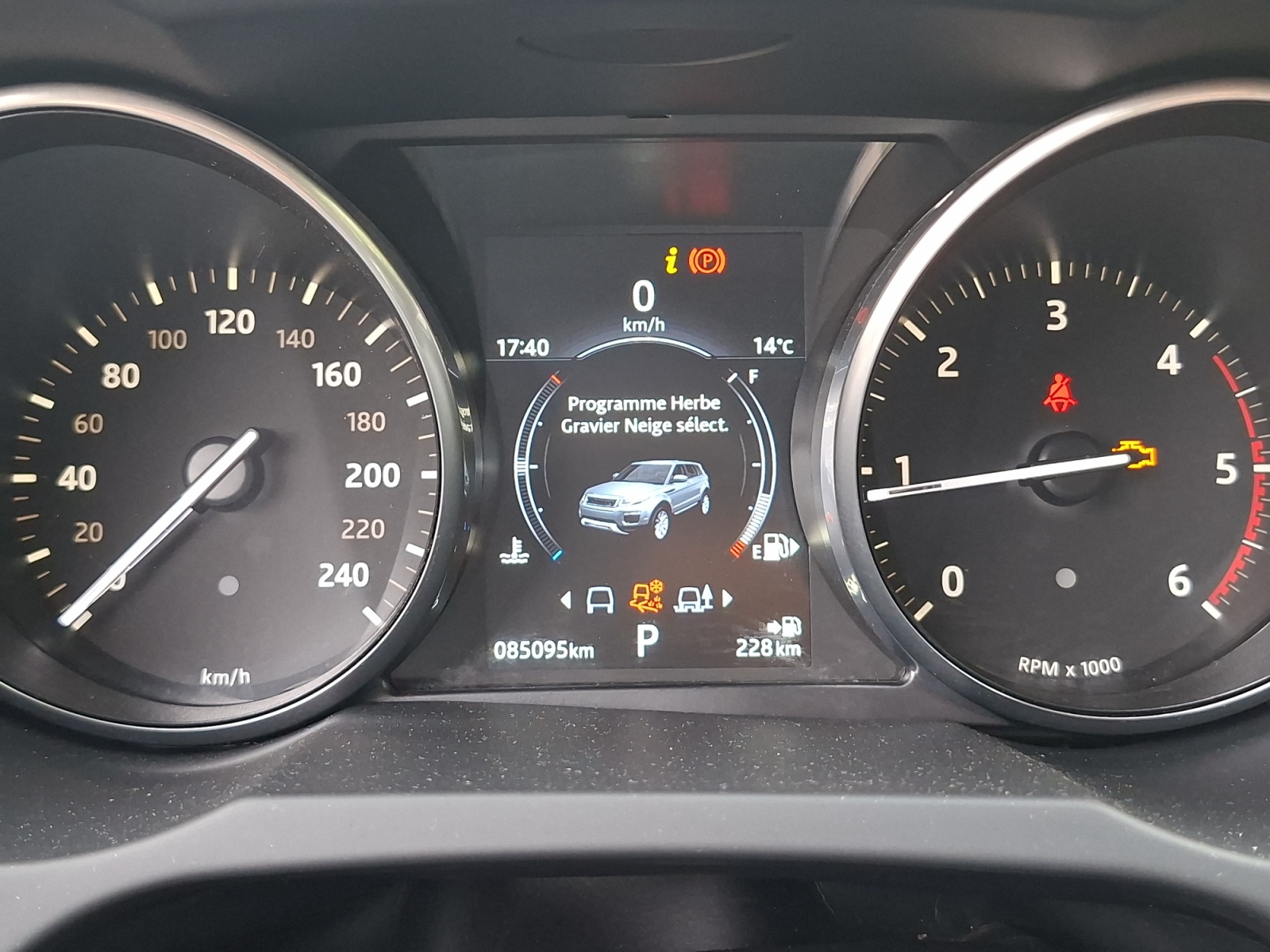 Land Rover Range Rover Evoque 34