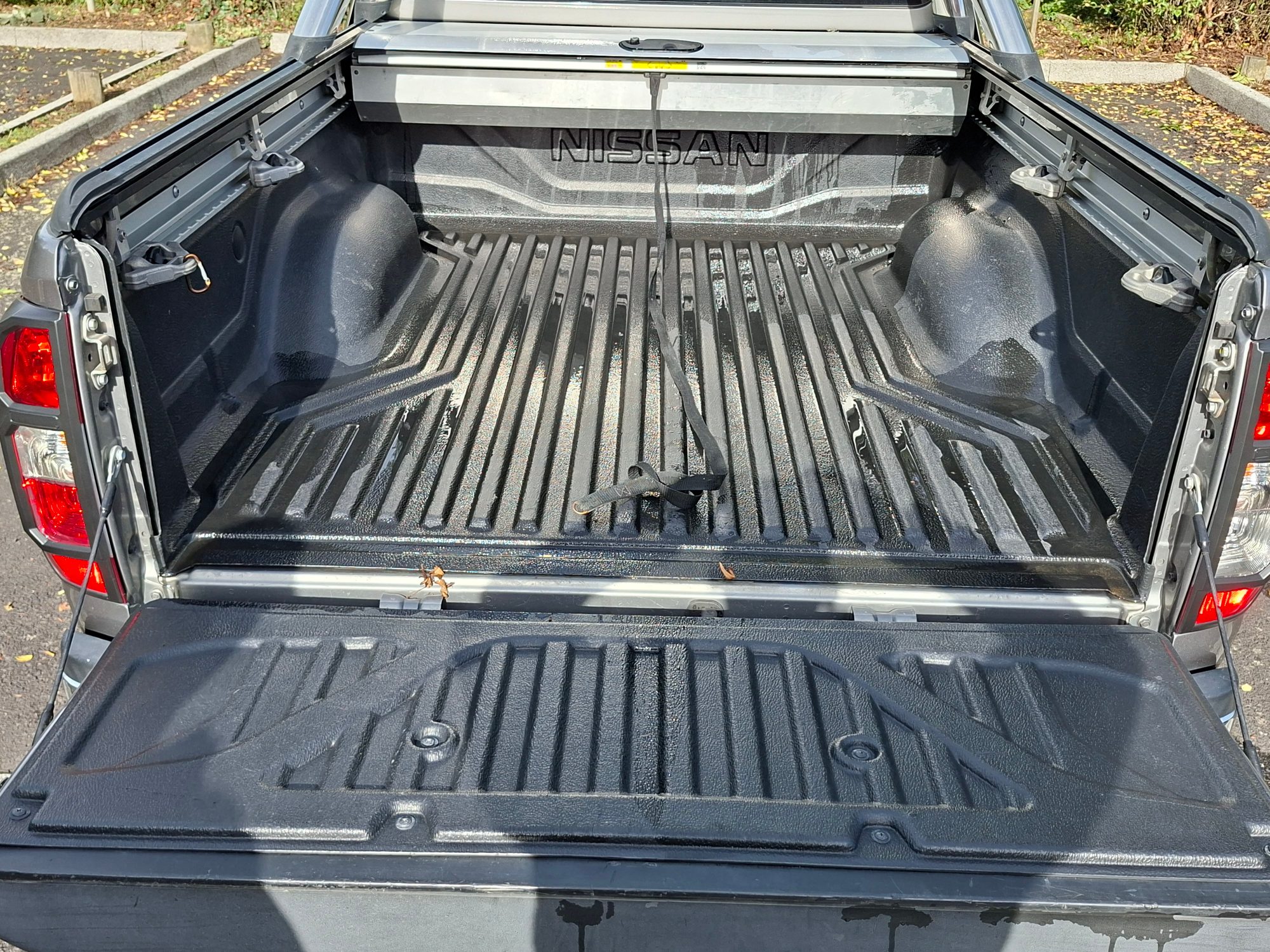 Nissan Np300 Navara 40