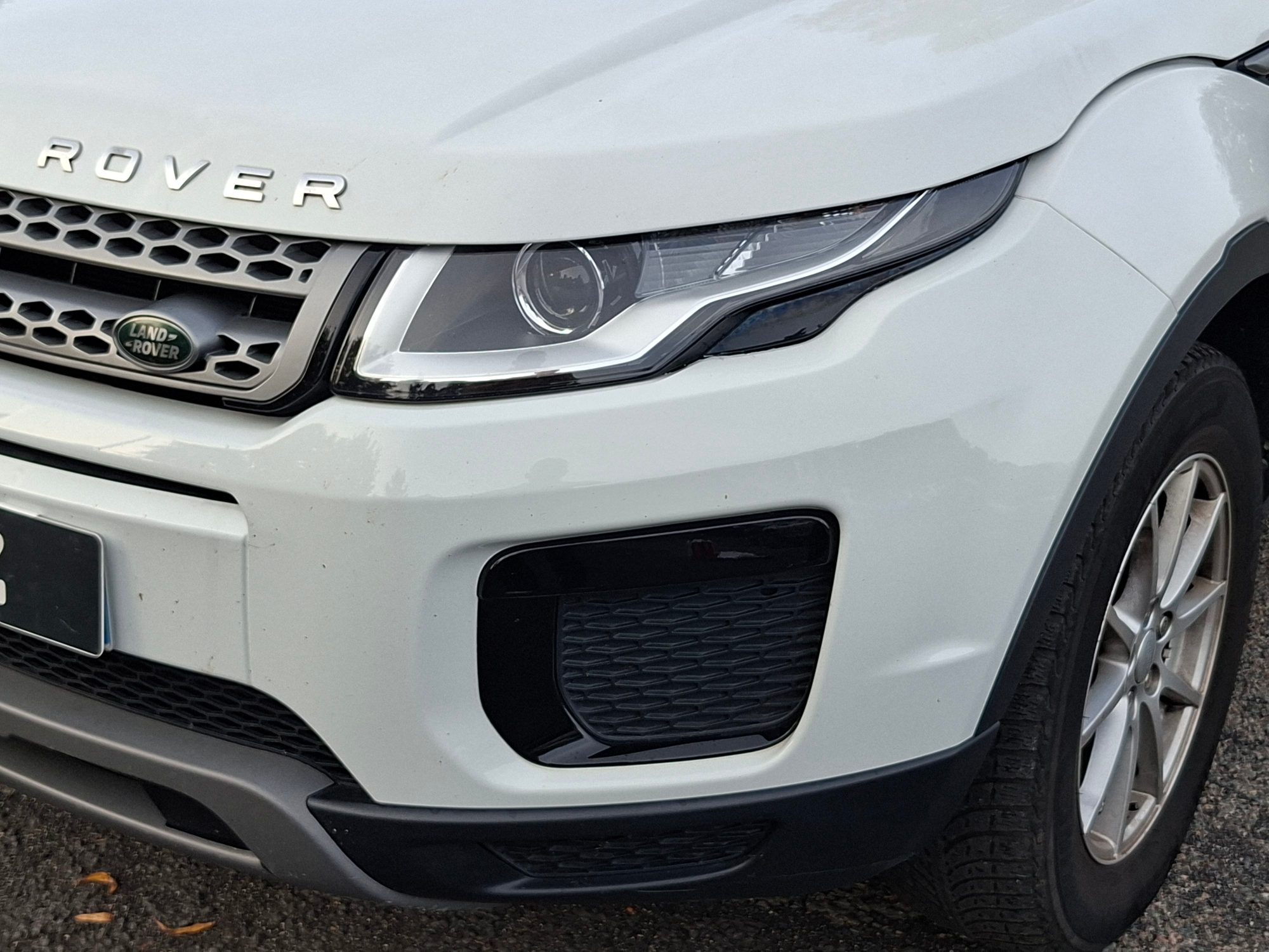 Land Rover Range Rover Evoque 40