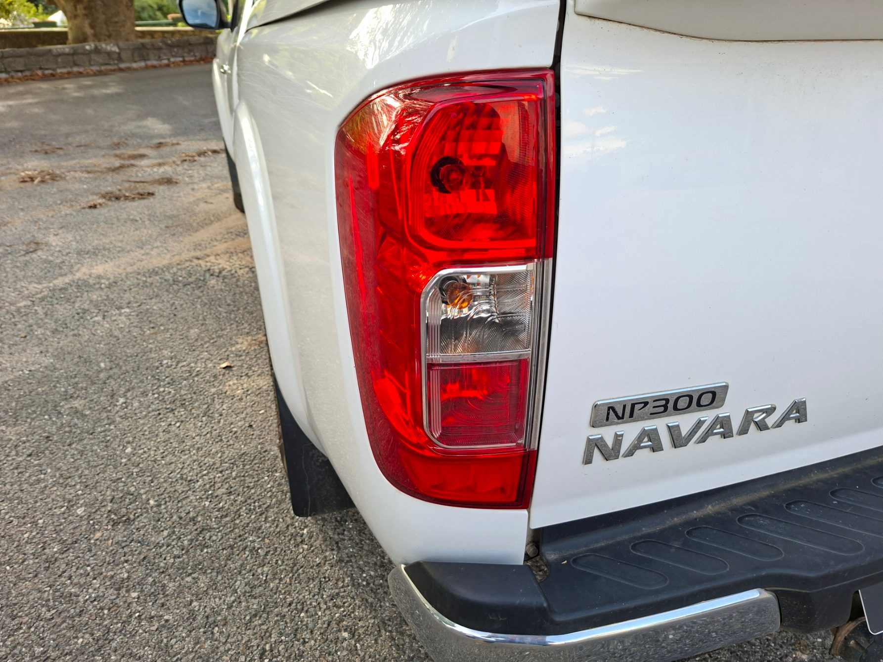 Nissan Np300 Navara 32