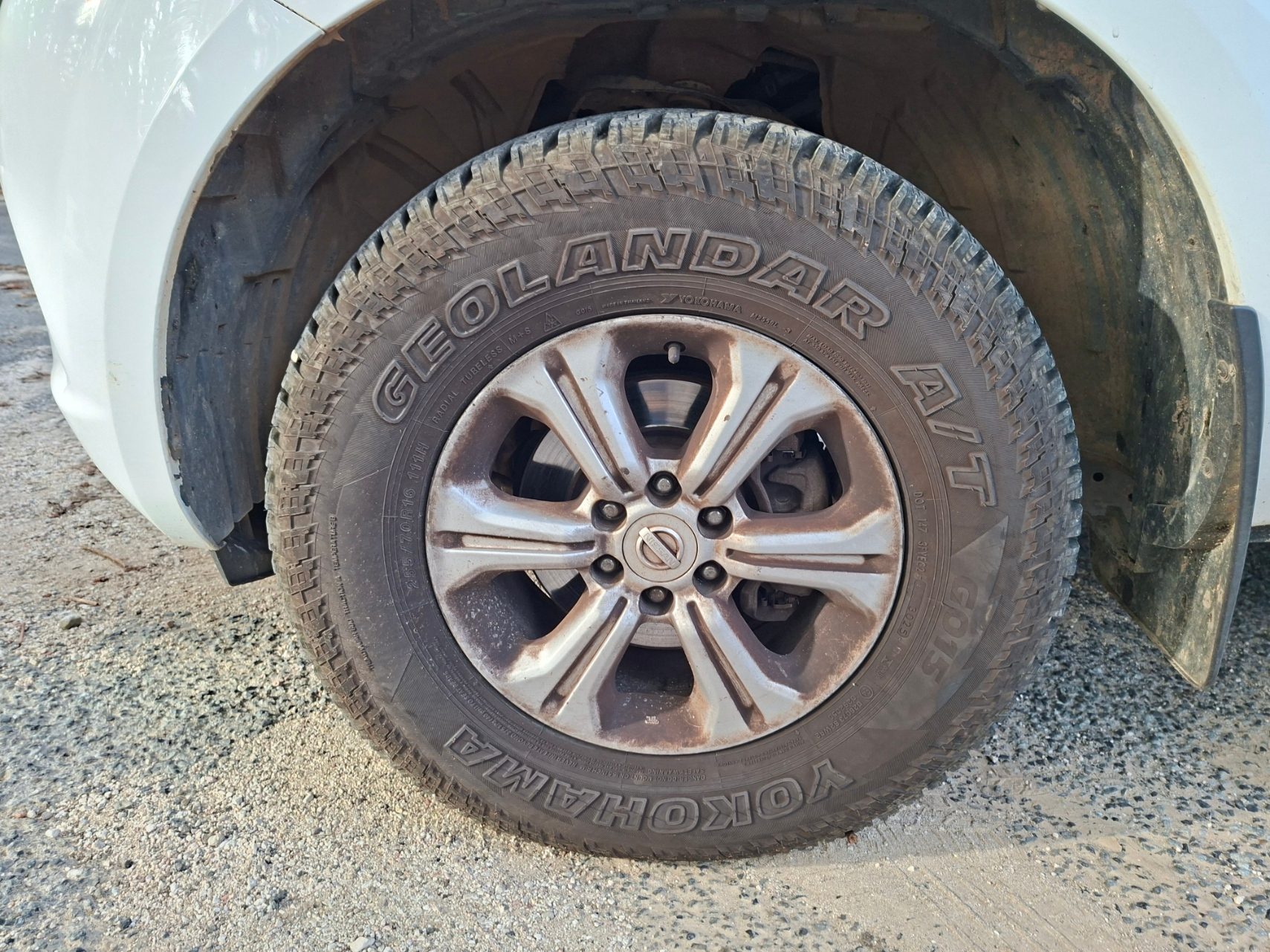 Nissan Np300 Navara 40