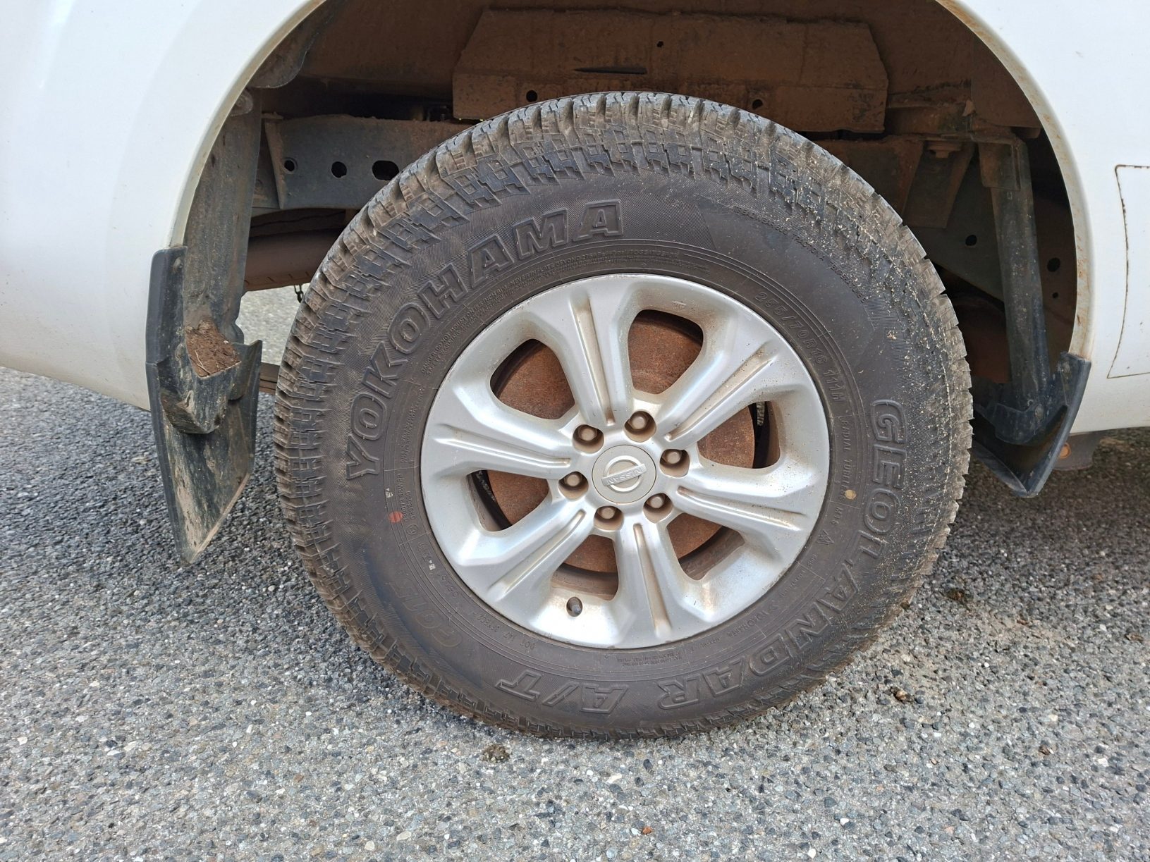 Nissan Np300 Navara 43