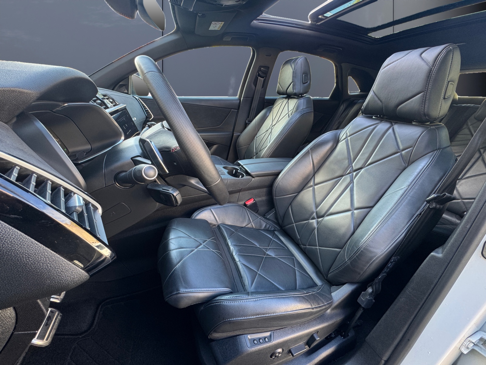 Ds Automobiles Ds 7 9