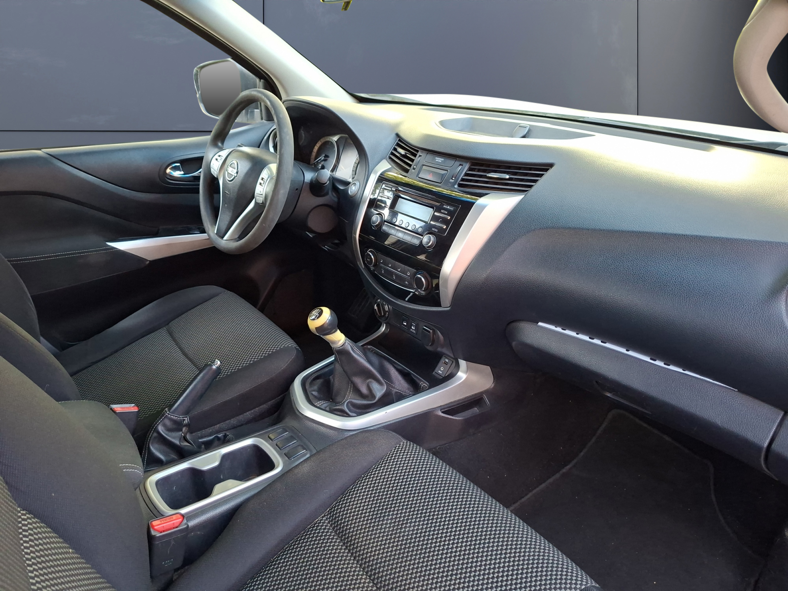 Nissan Np300 Navara 12
