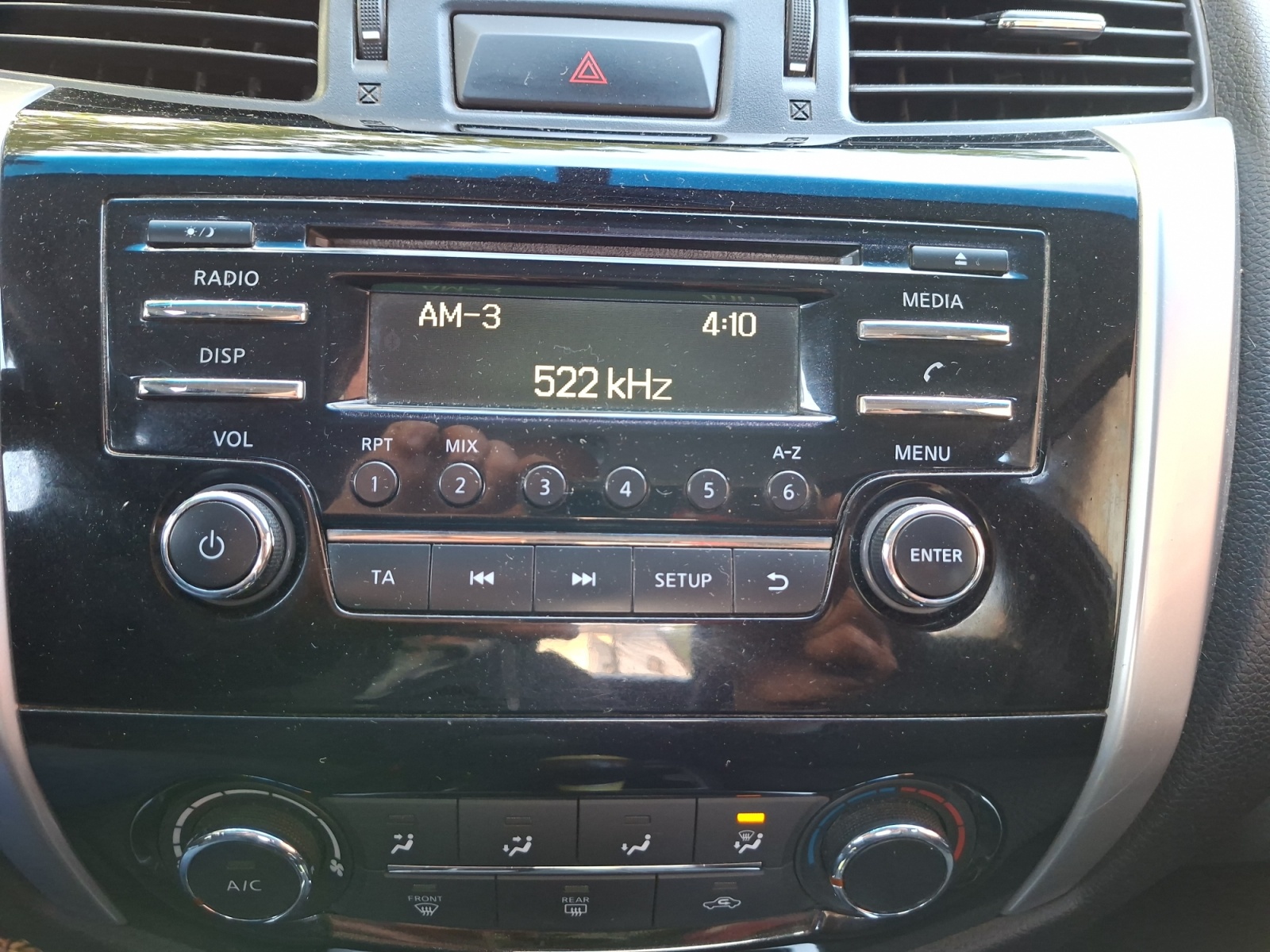 Nissan Np300 Navara 19