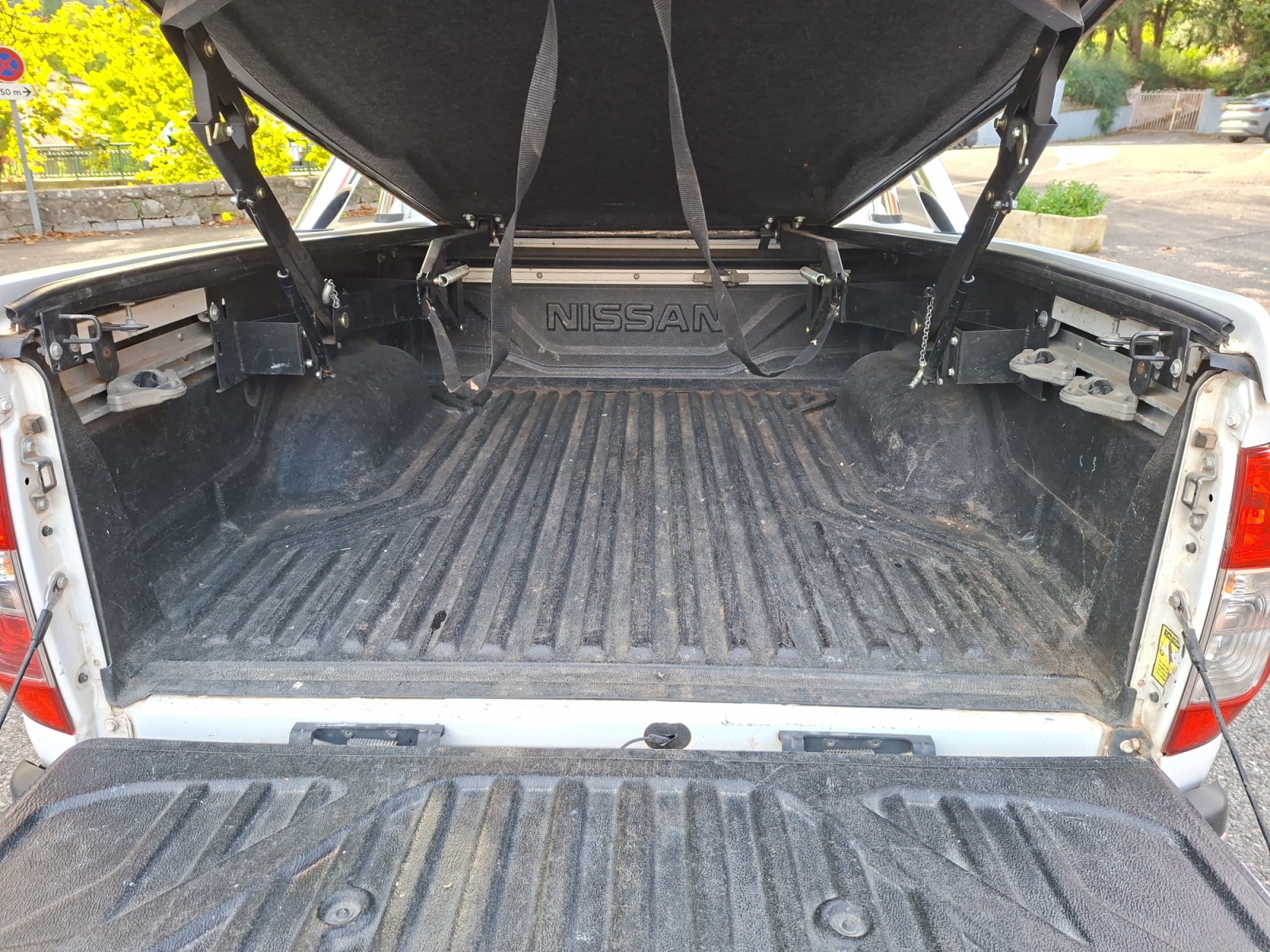 Nissan Np300 Navara 35
