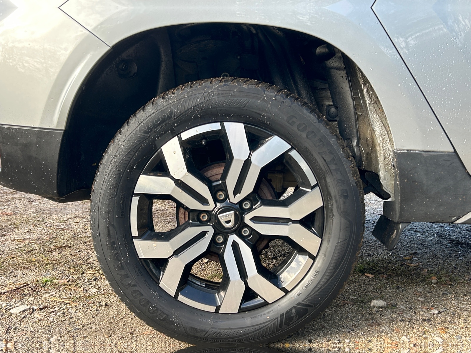 Dacia Duster 32