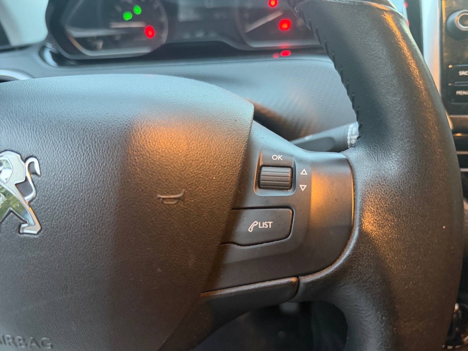 Peugeot 2008 21