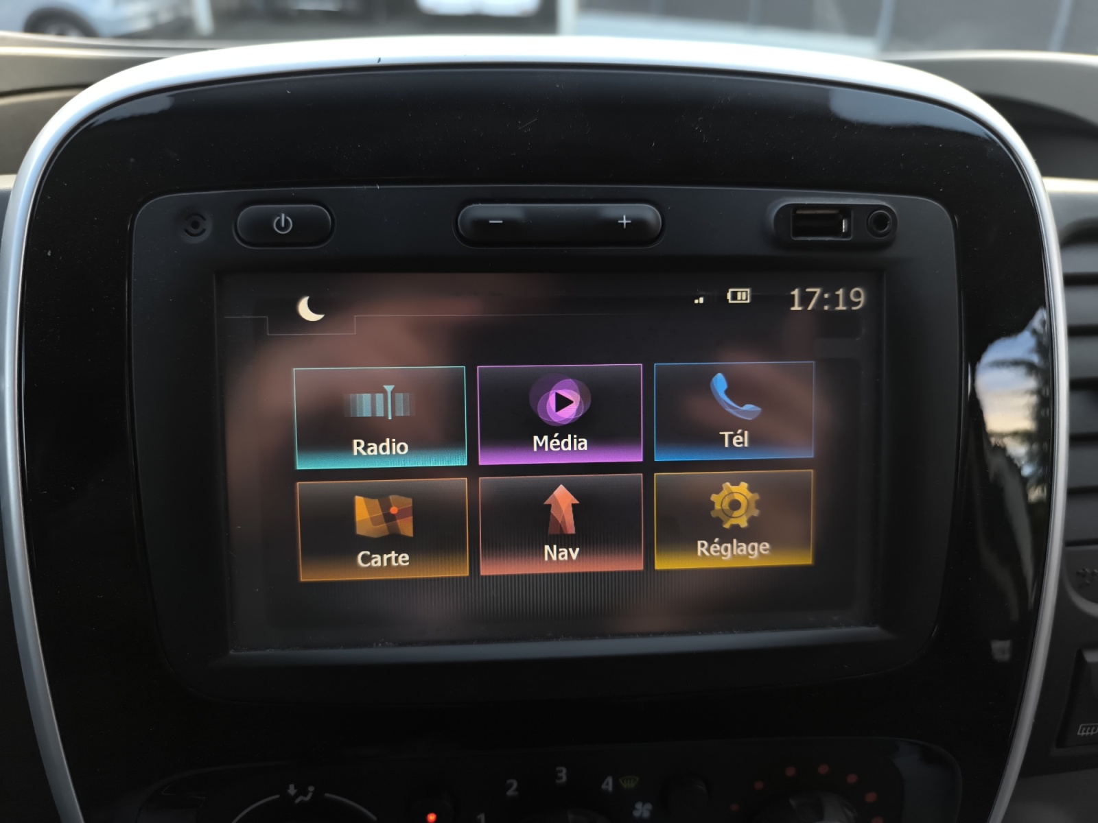 Renault Trafic Vu 22