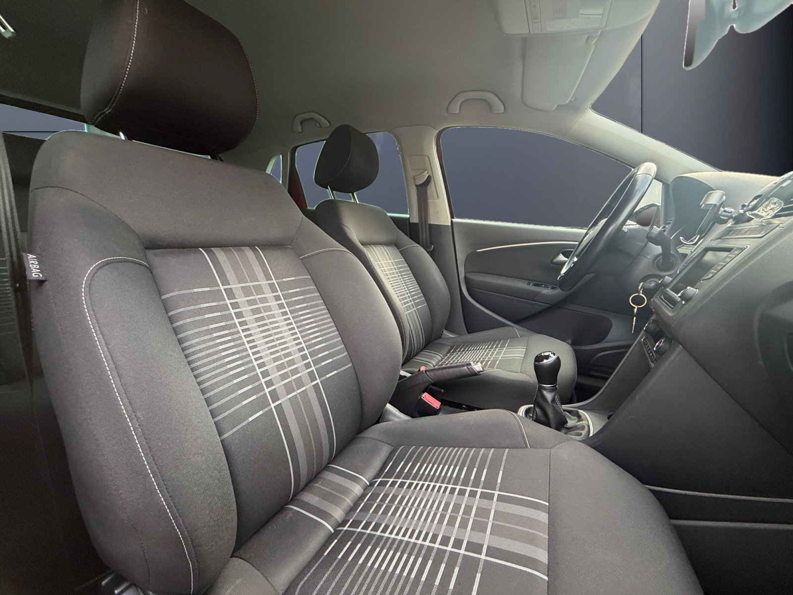 Volkswagen Polo 13
