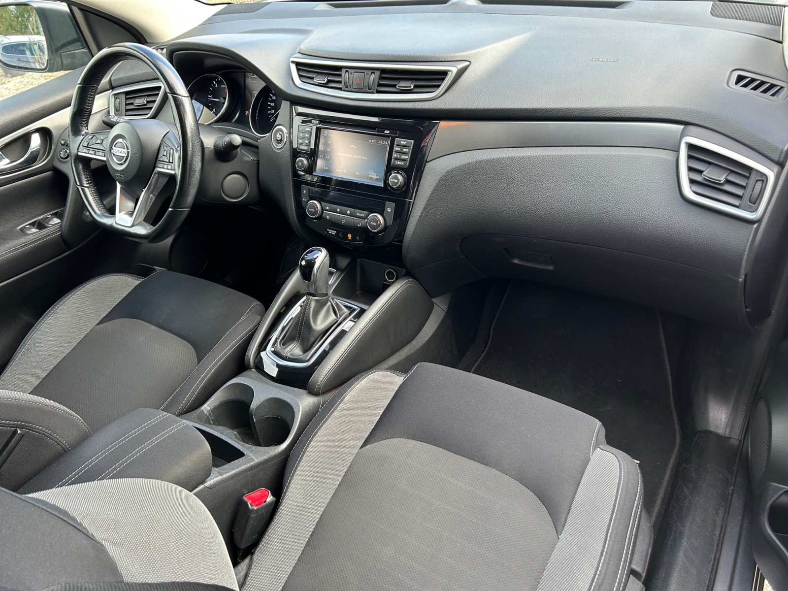 Nissan Qashqai 15
