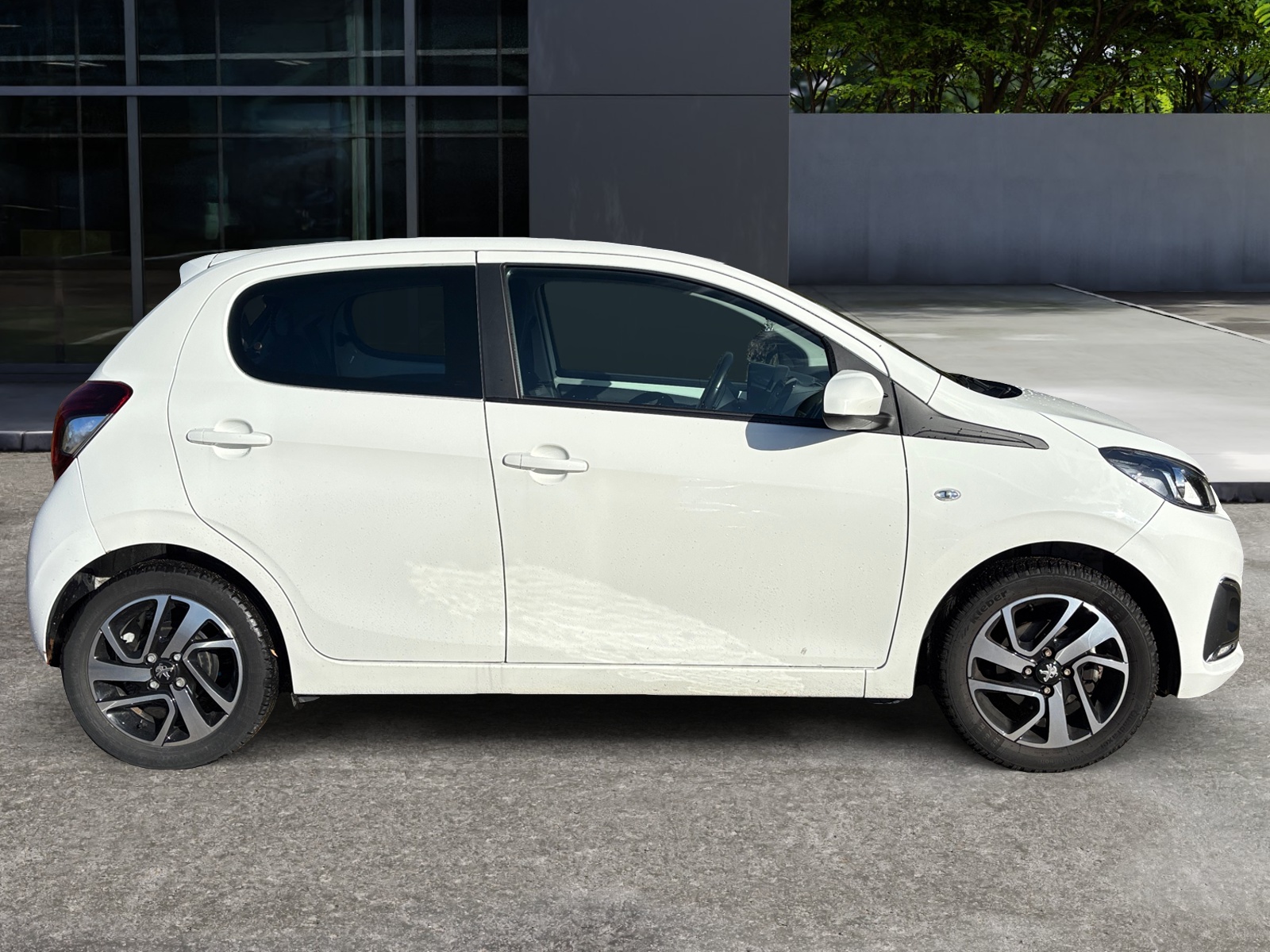 Peugeot 108 5