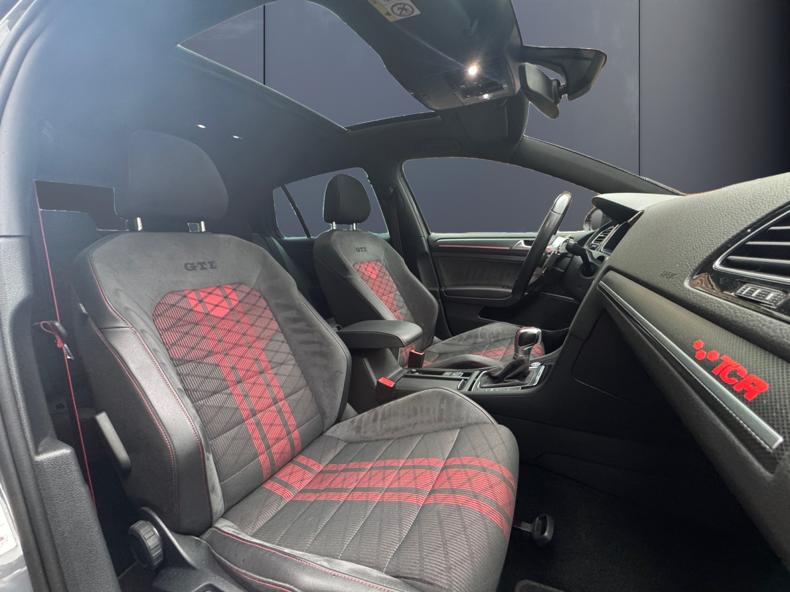 Volkswagen Golf 13
