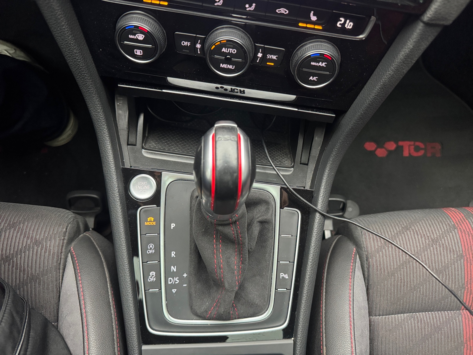 Volkswagen Golf 22