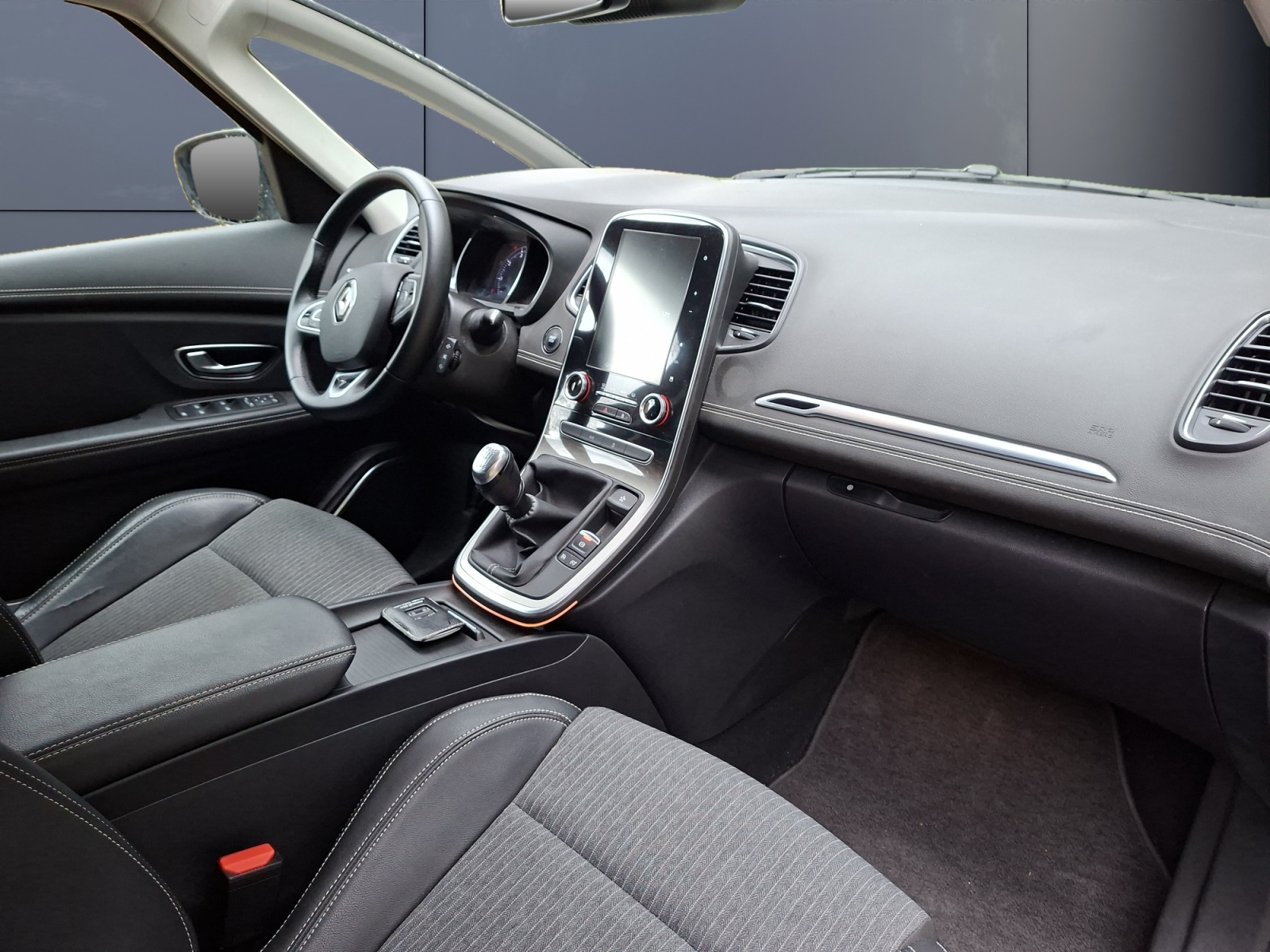 Renault Scenic 12