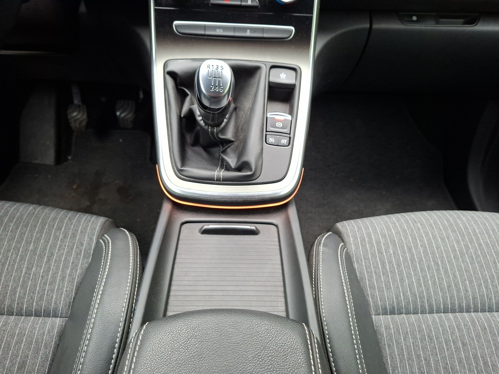 Renault Scenic 23
