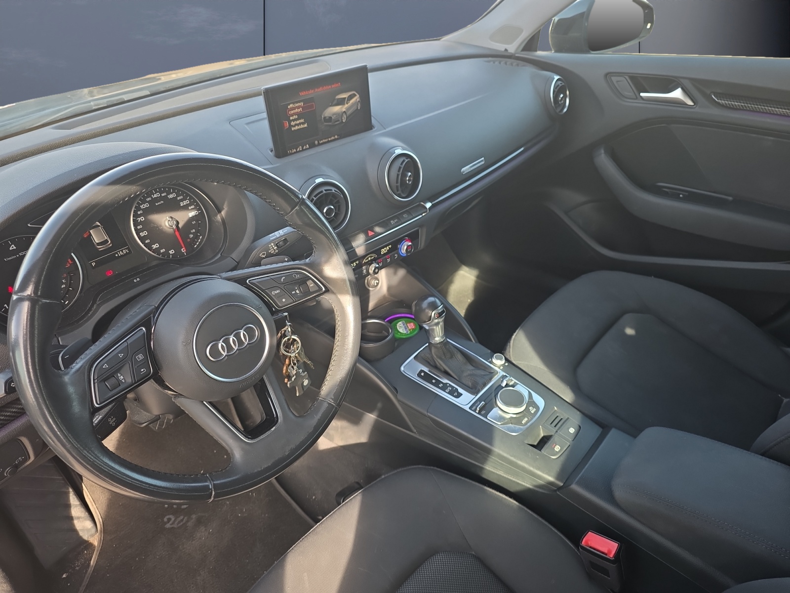 Audi A3 8