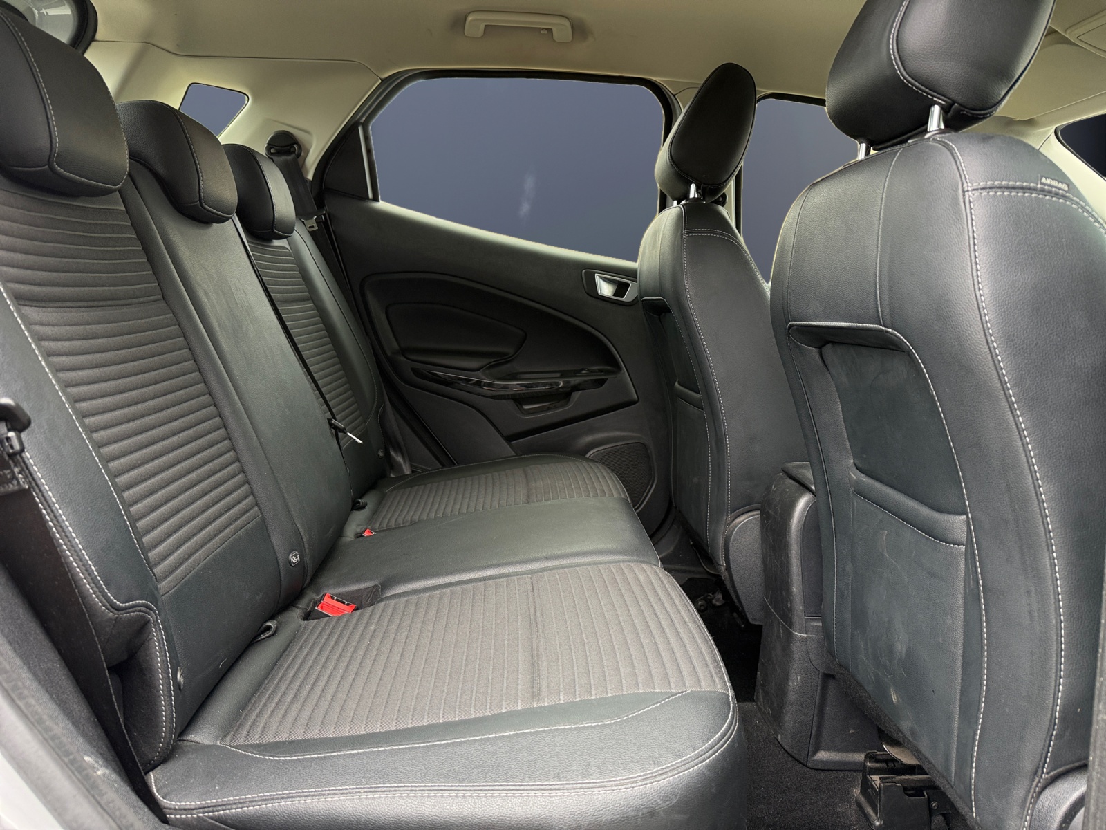 Ford Ecosport 10