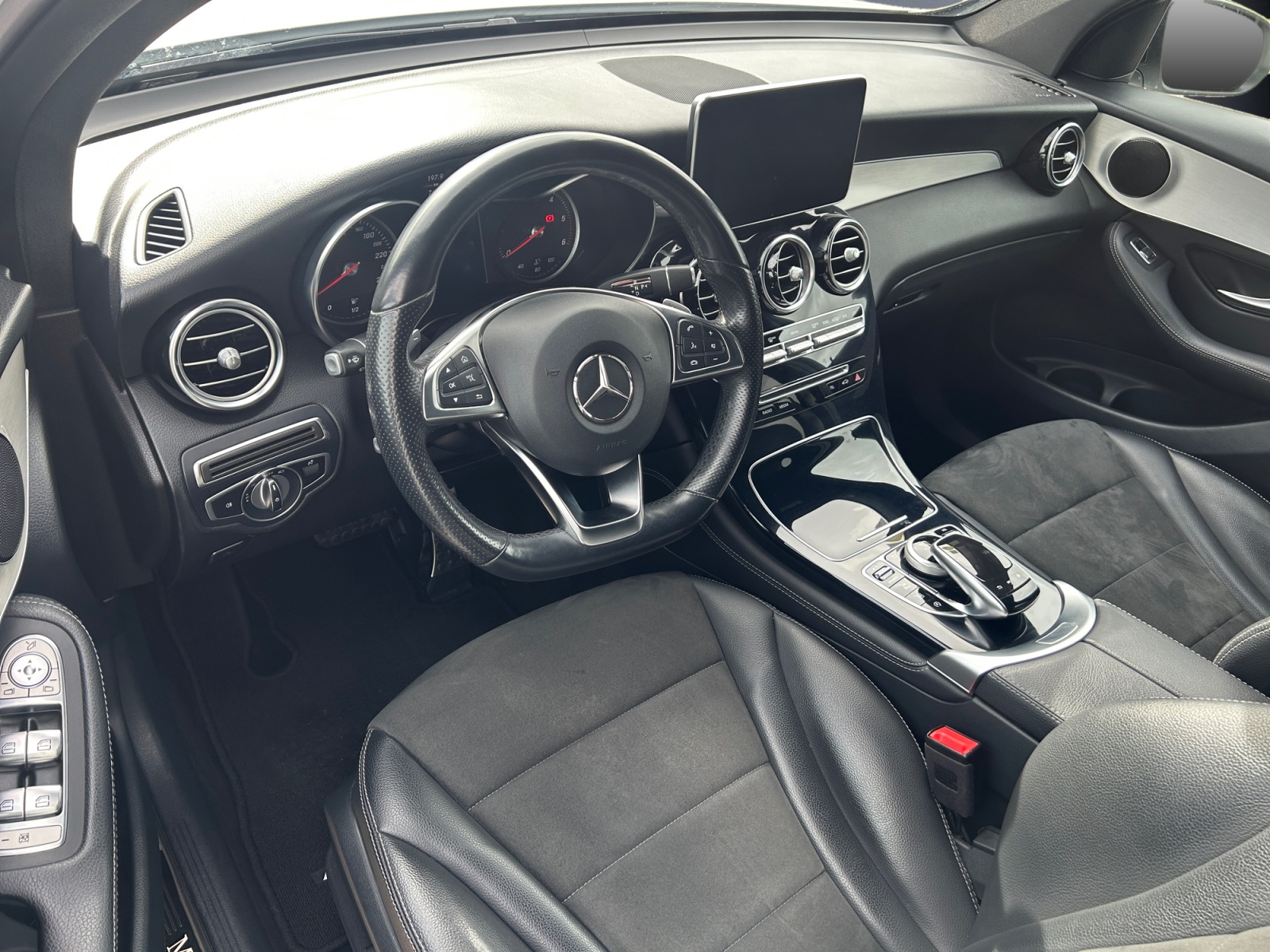Mercedes-Benz Classe Glc 8