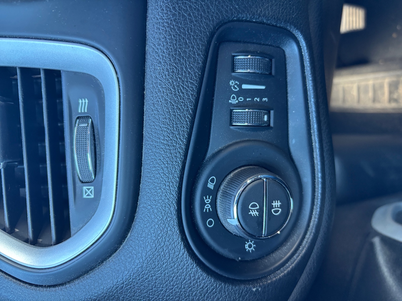 Jeep Renegade 18