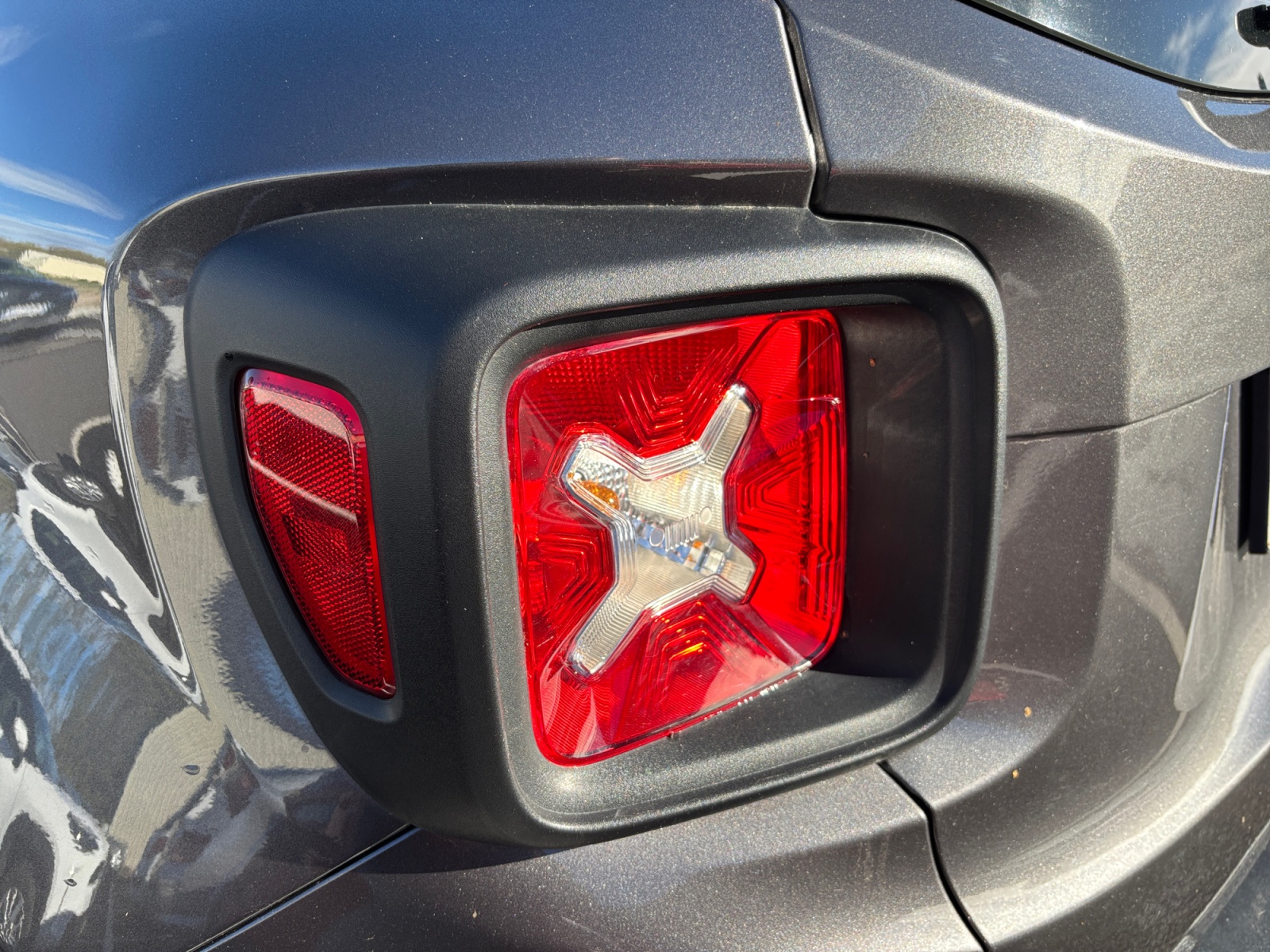 Jeep Renegade 32
