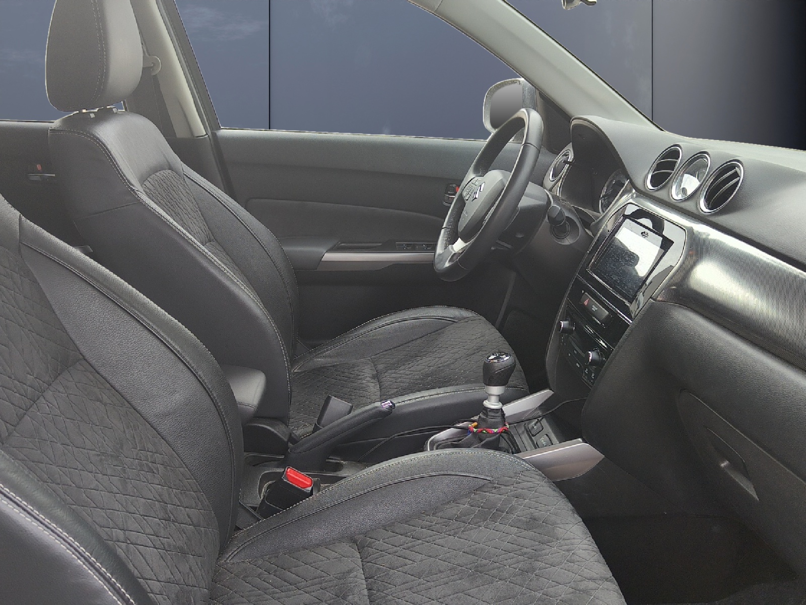 Suzuki Vitara 13