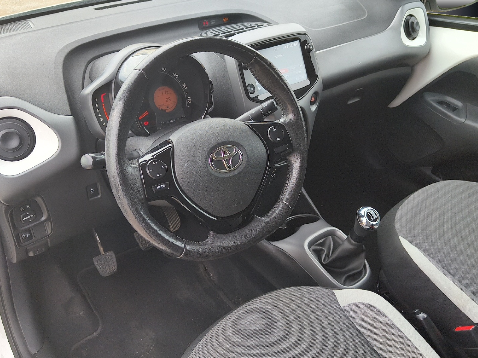 Toyota Aygo 8
