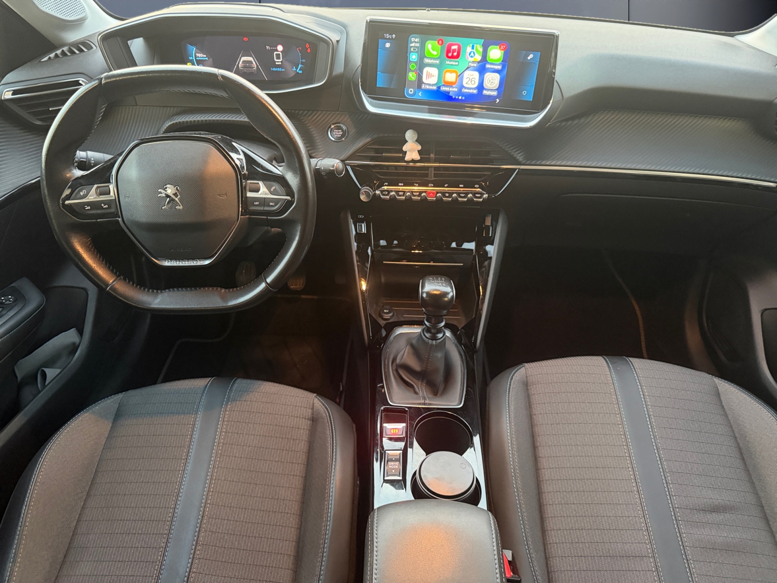 Peugeot 208 14