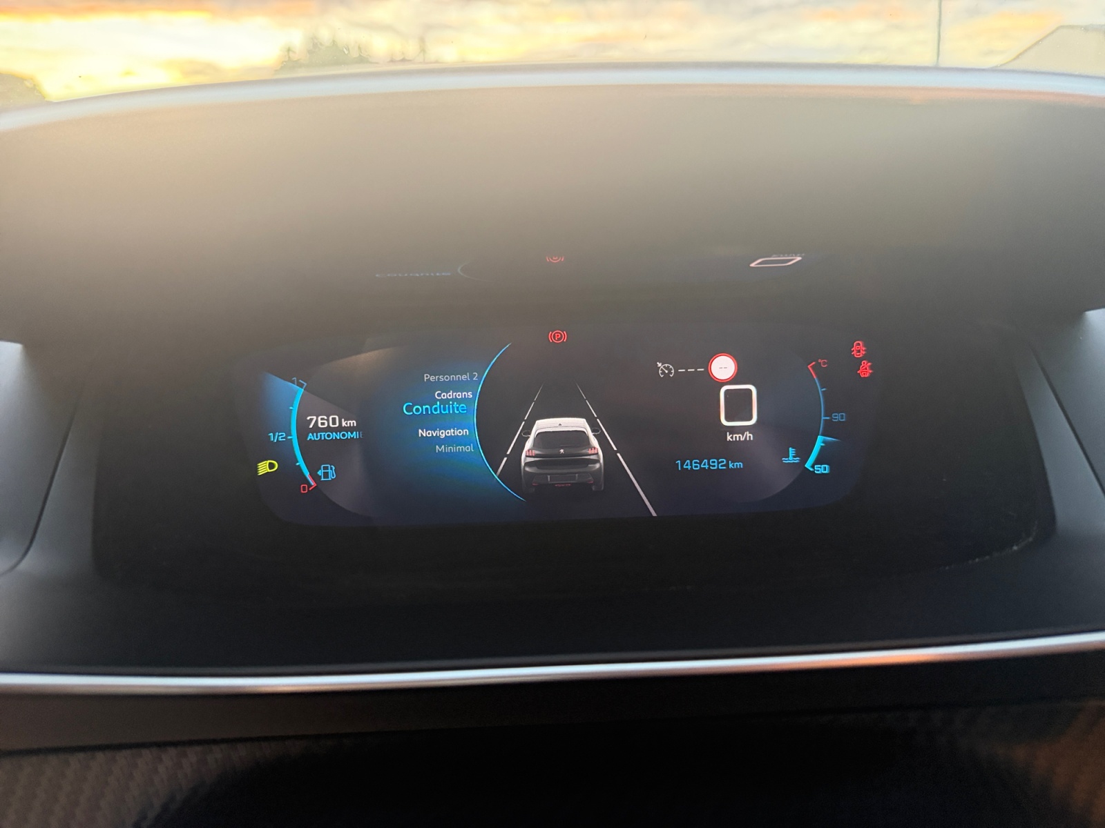 Peugeot 208 16