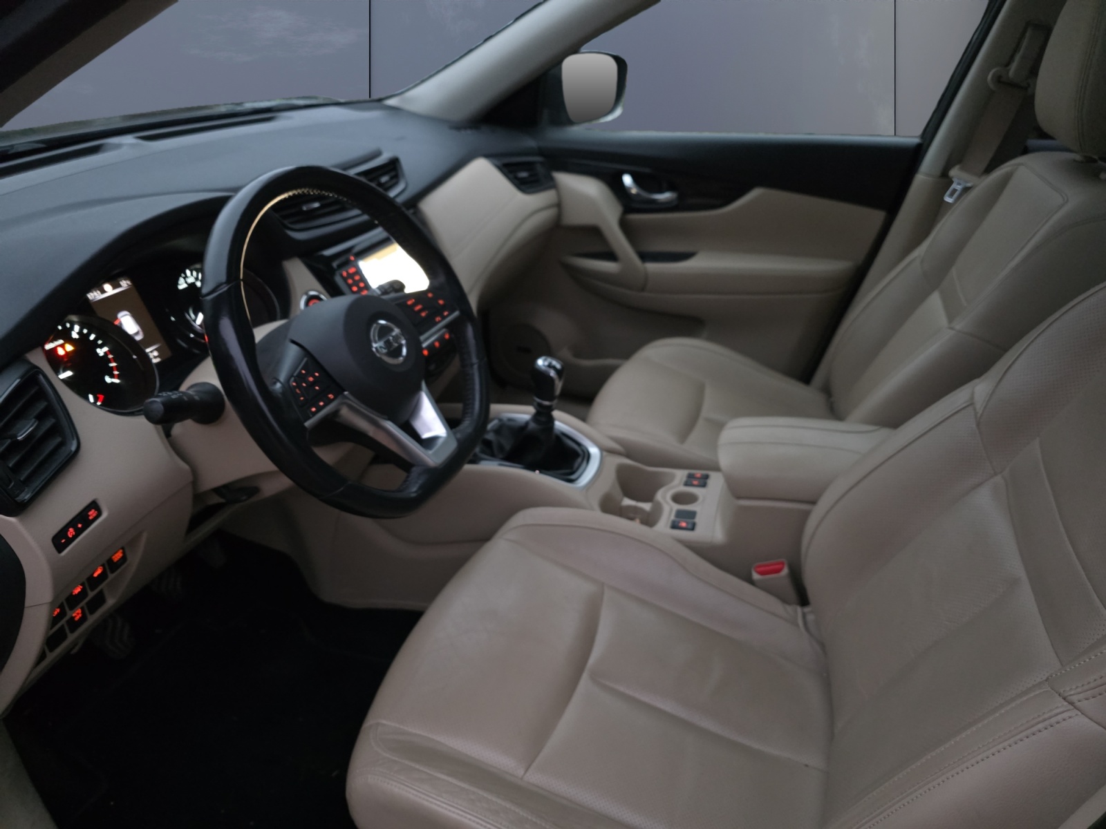 Nissan X-Trail 8