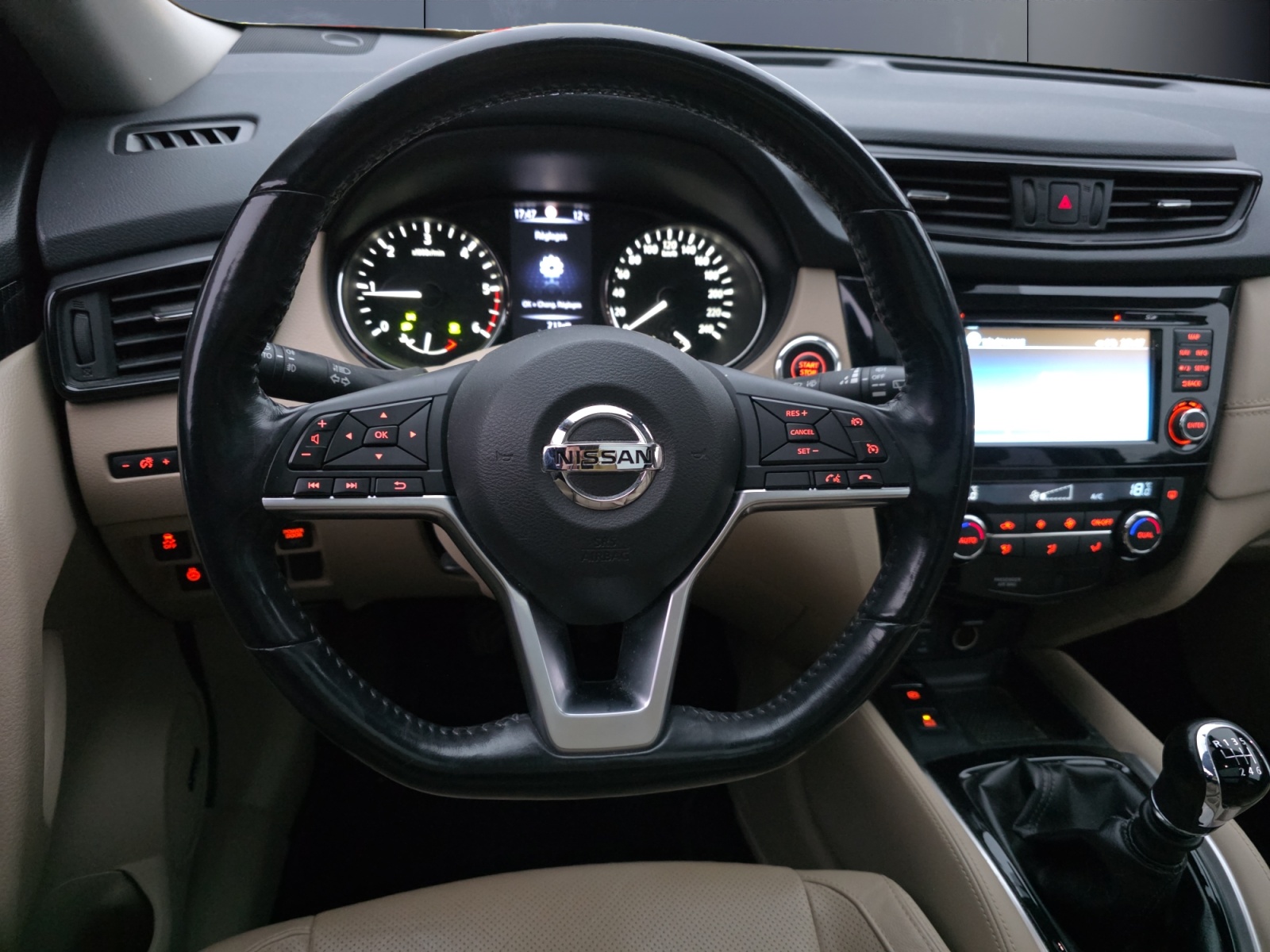 Nissan X-Trail 15