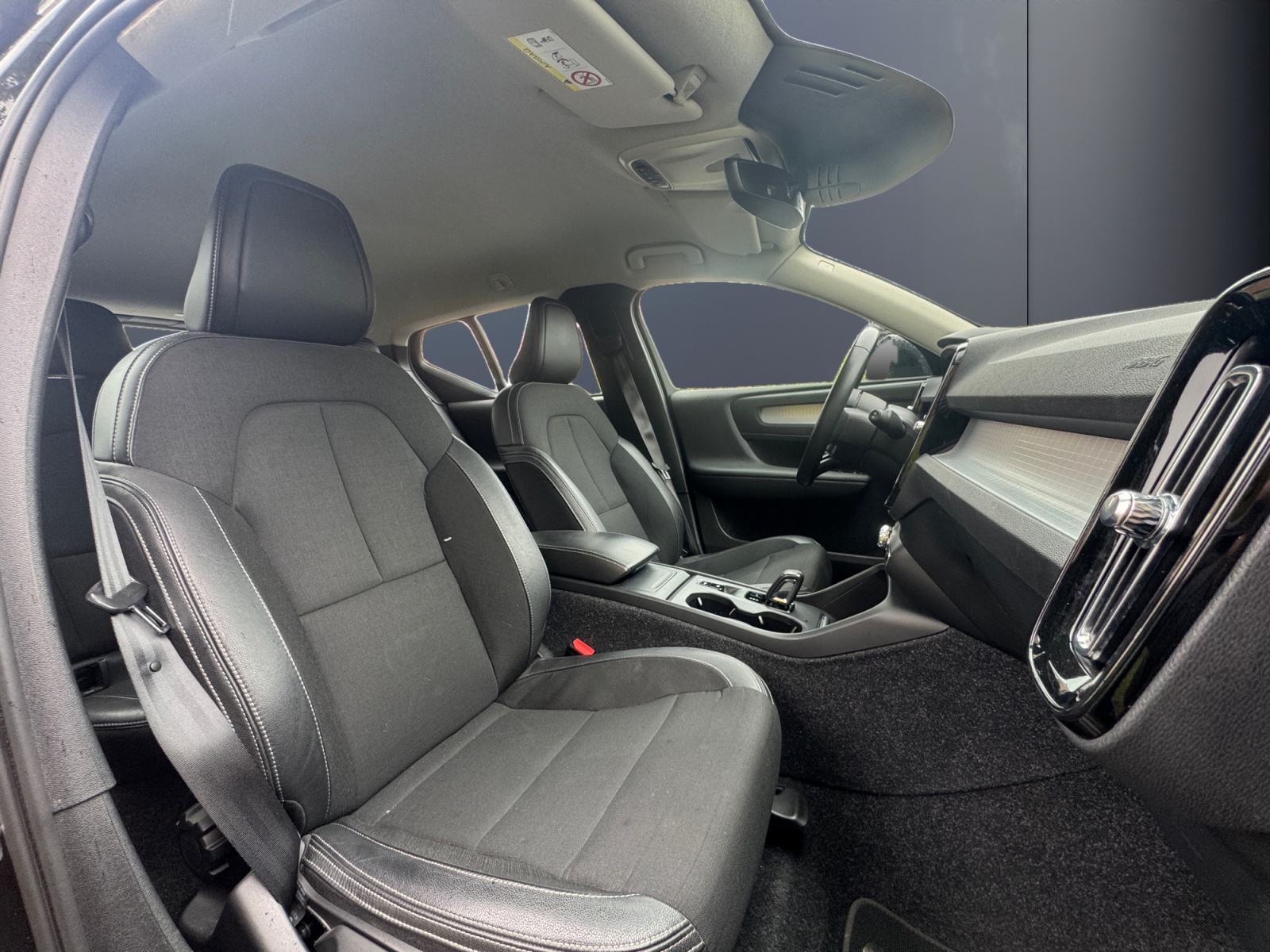 Volvo Xc40 13