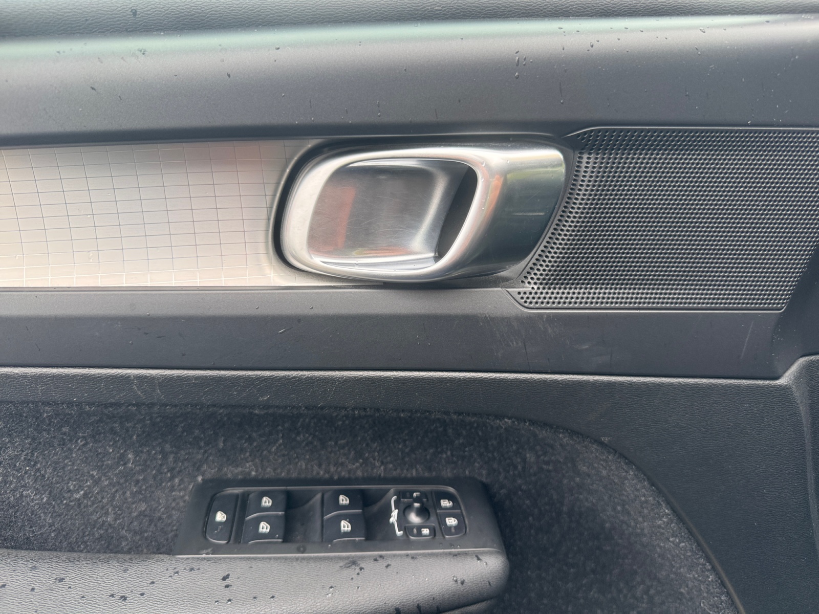 Volvo Xc40 17