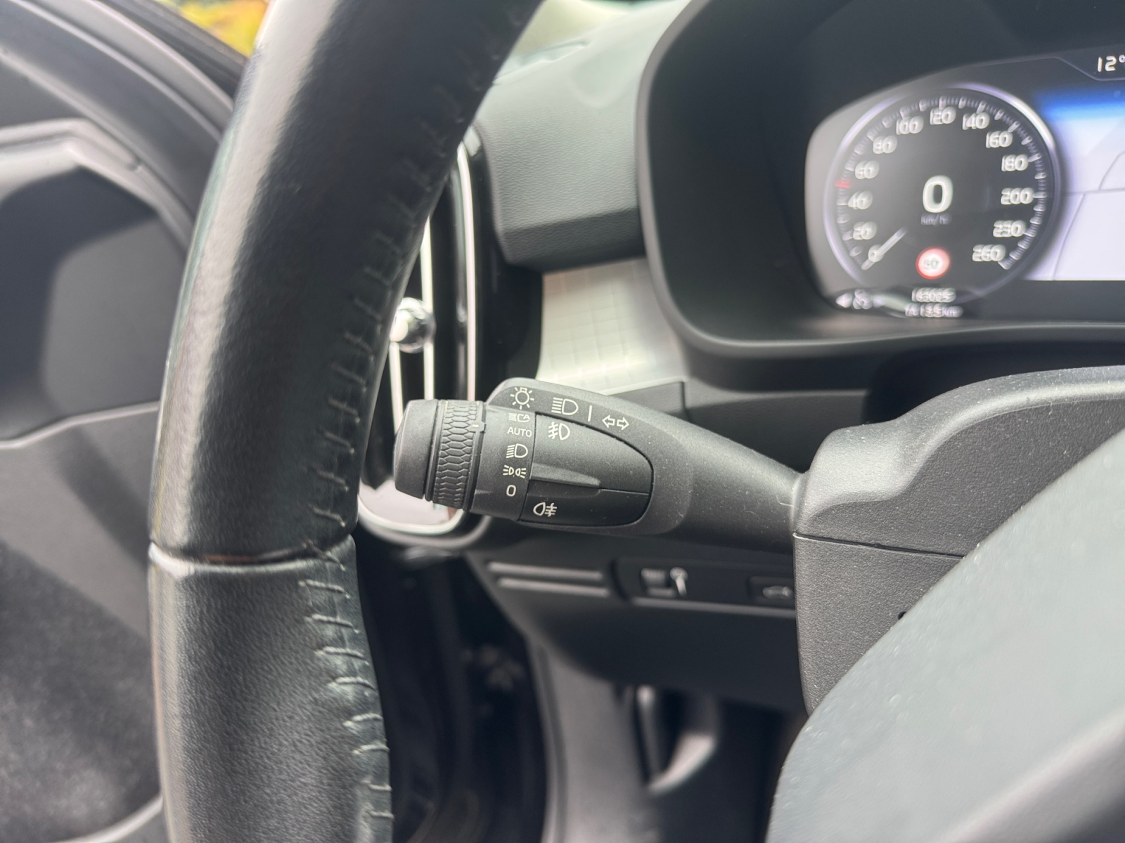 Volvo Xc40 19