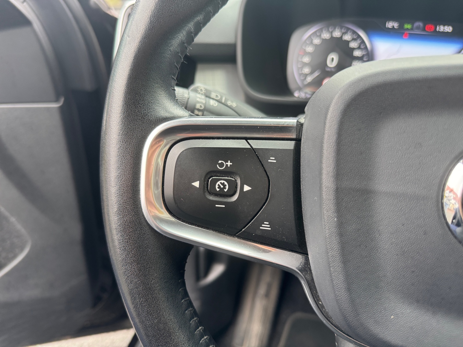 Volvo Xc40 20