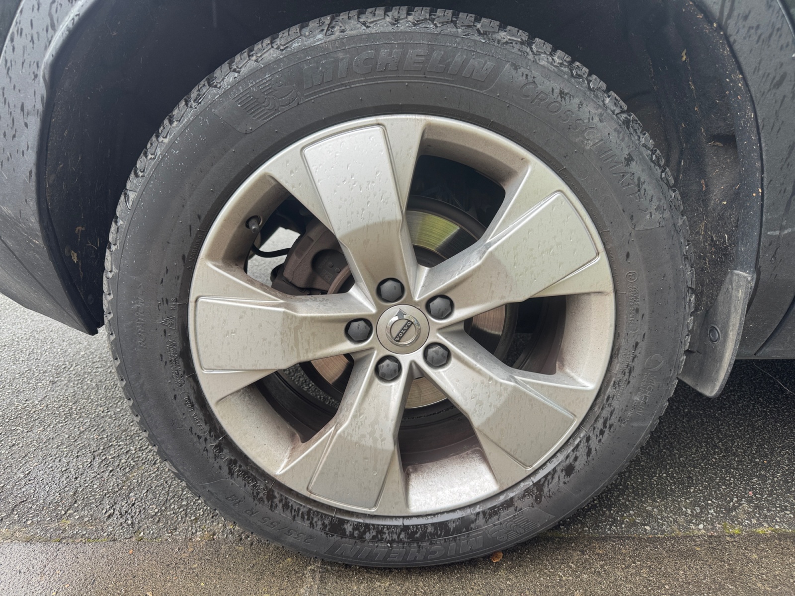 Volvo Xc40 32