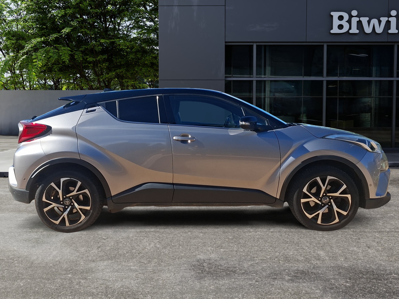 Toyota C-Hr 5