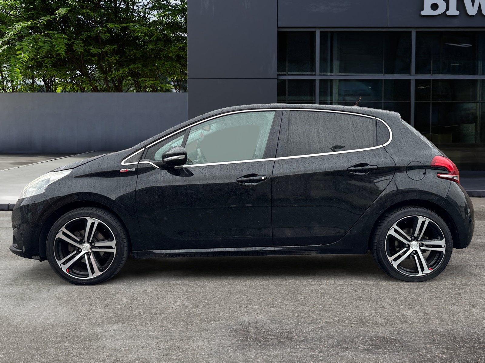 Peugeot 208 1