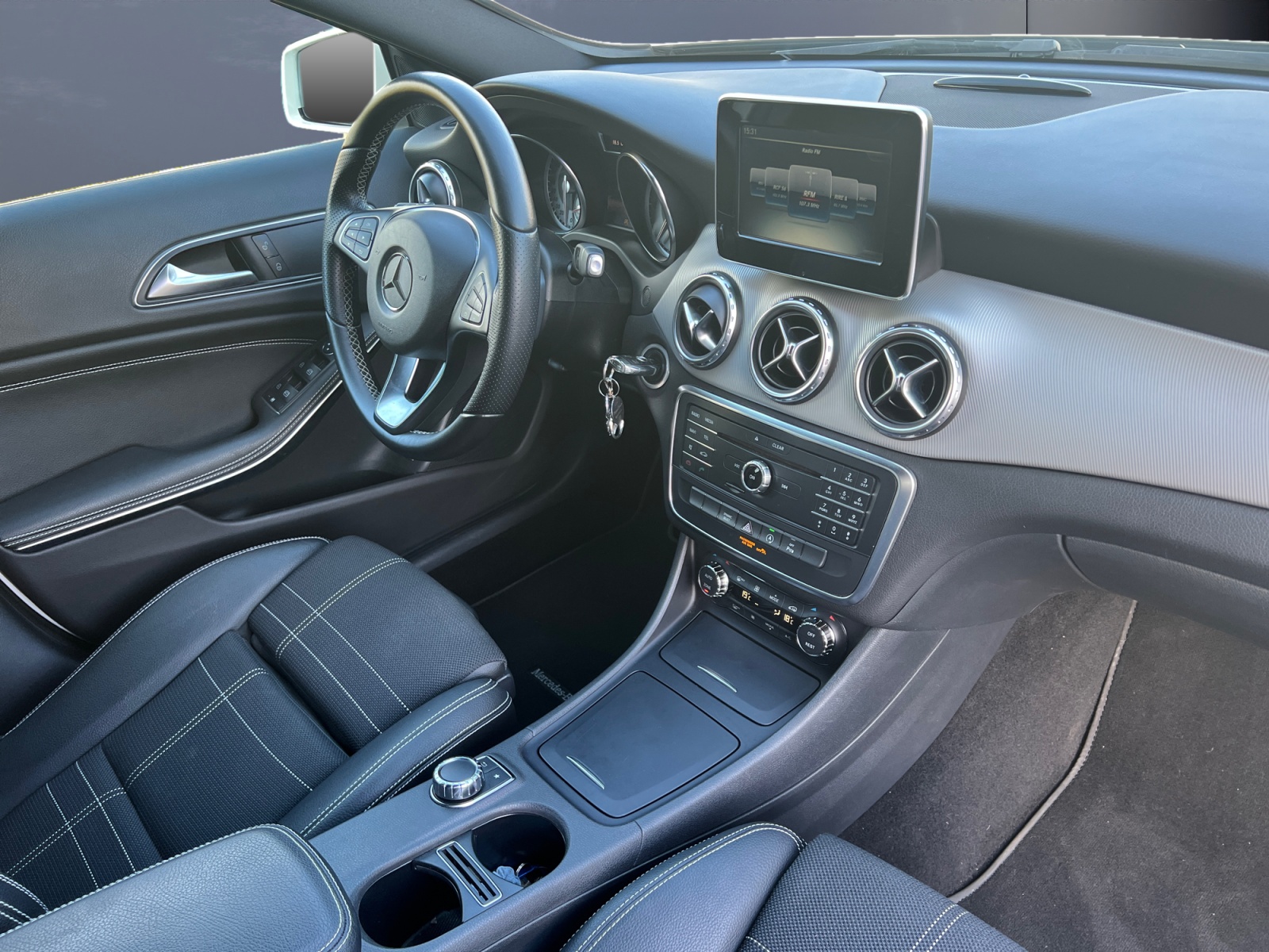 Mercedes-Benz Gla 12