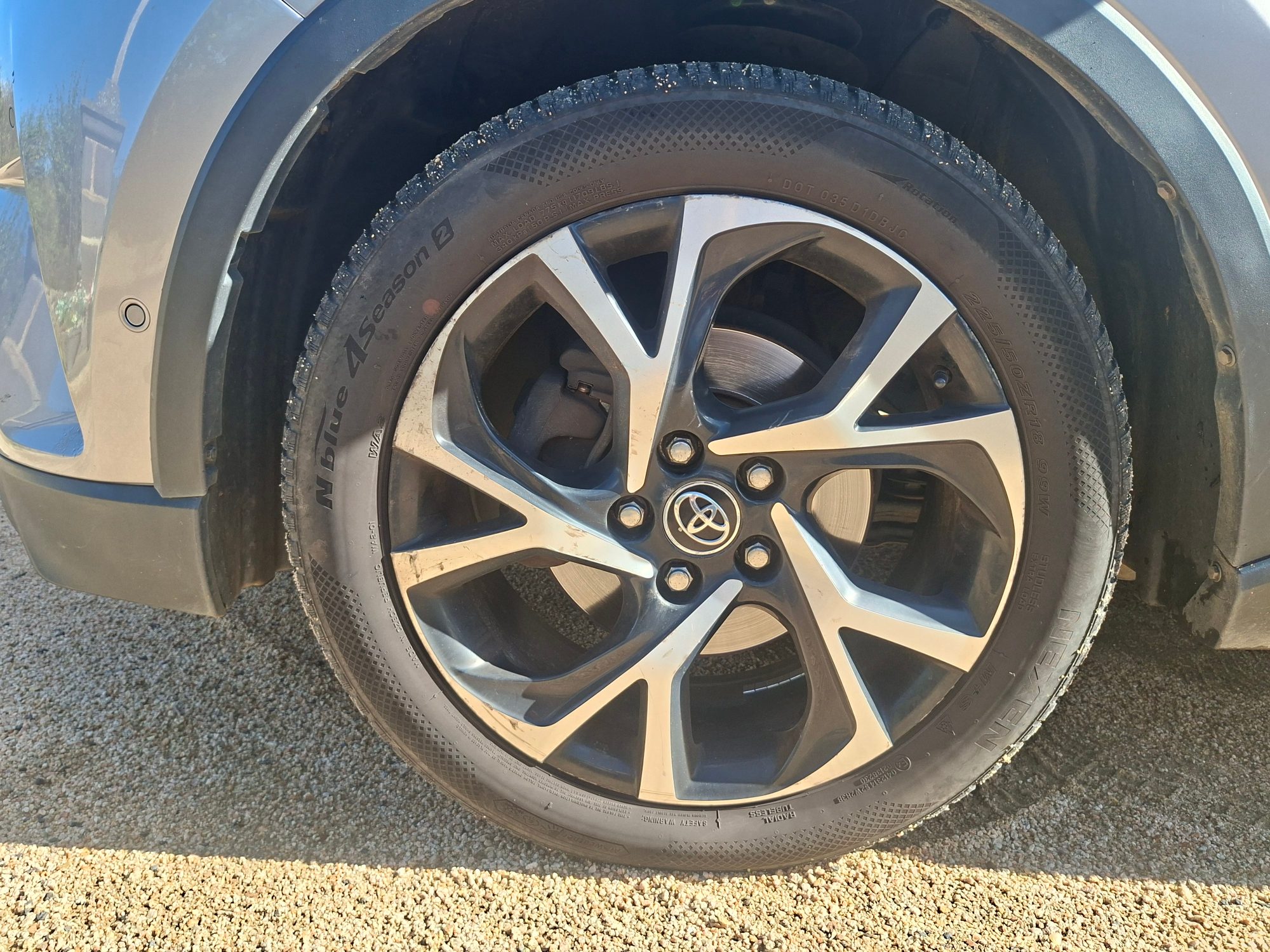Toyota C-Hr 44