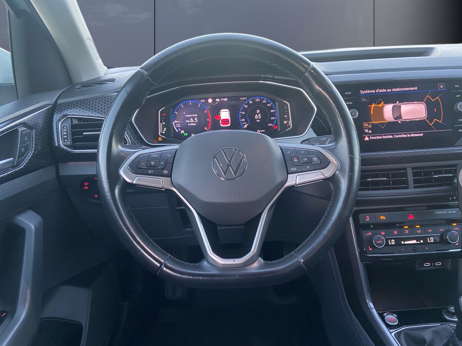 Volkswagen T-Cross 15