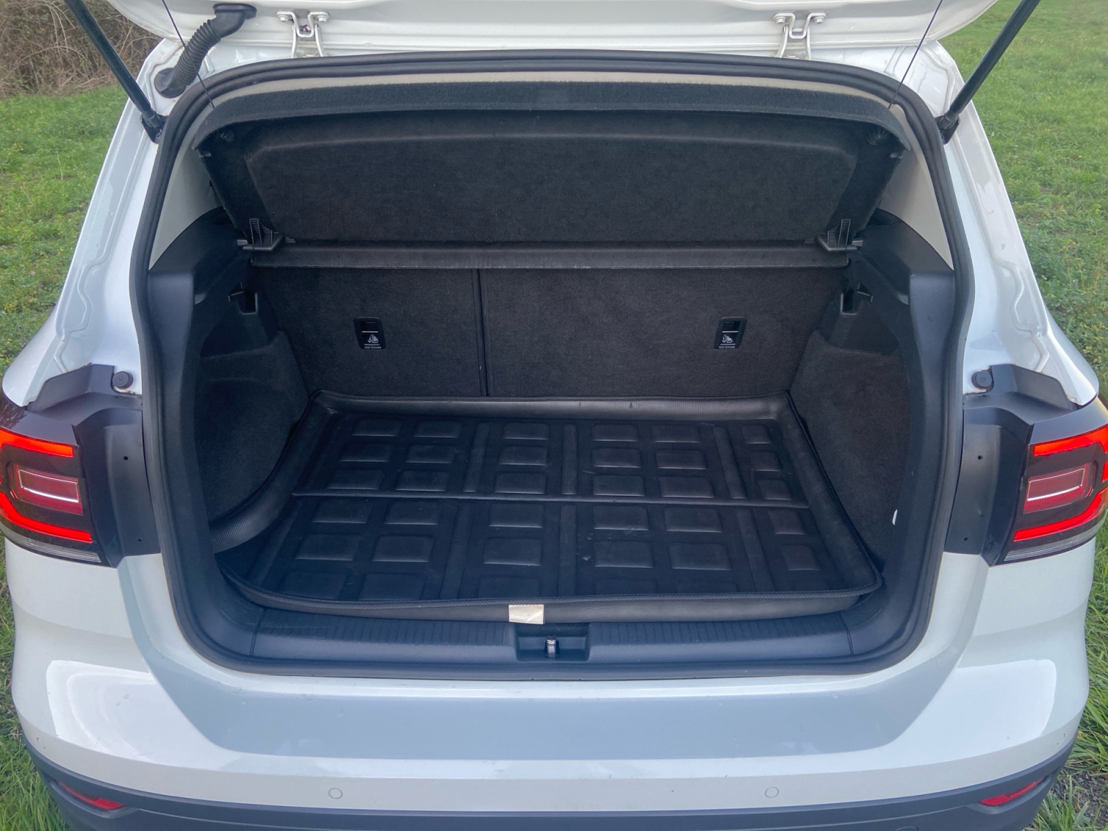 Volkswagen T-Cross 17
