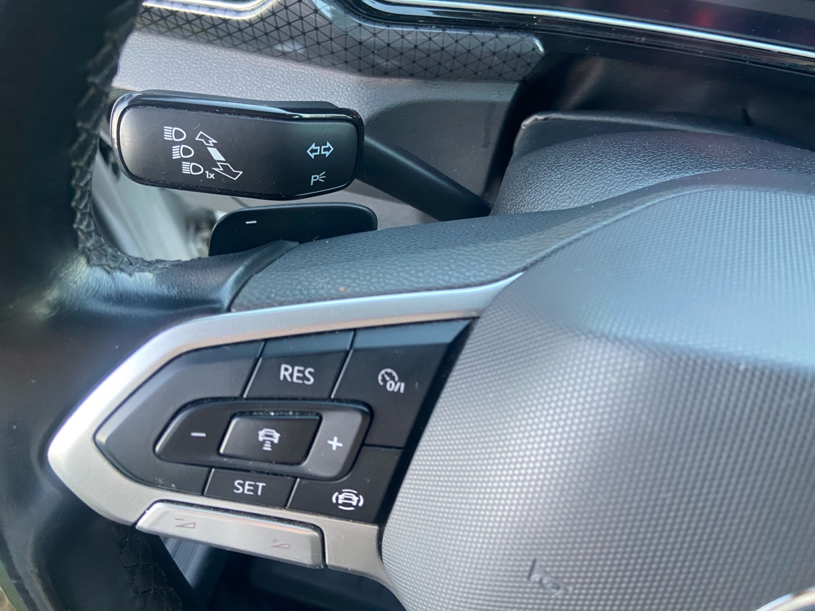 Volkswagen T-Cross 19