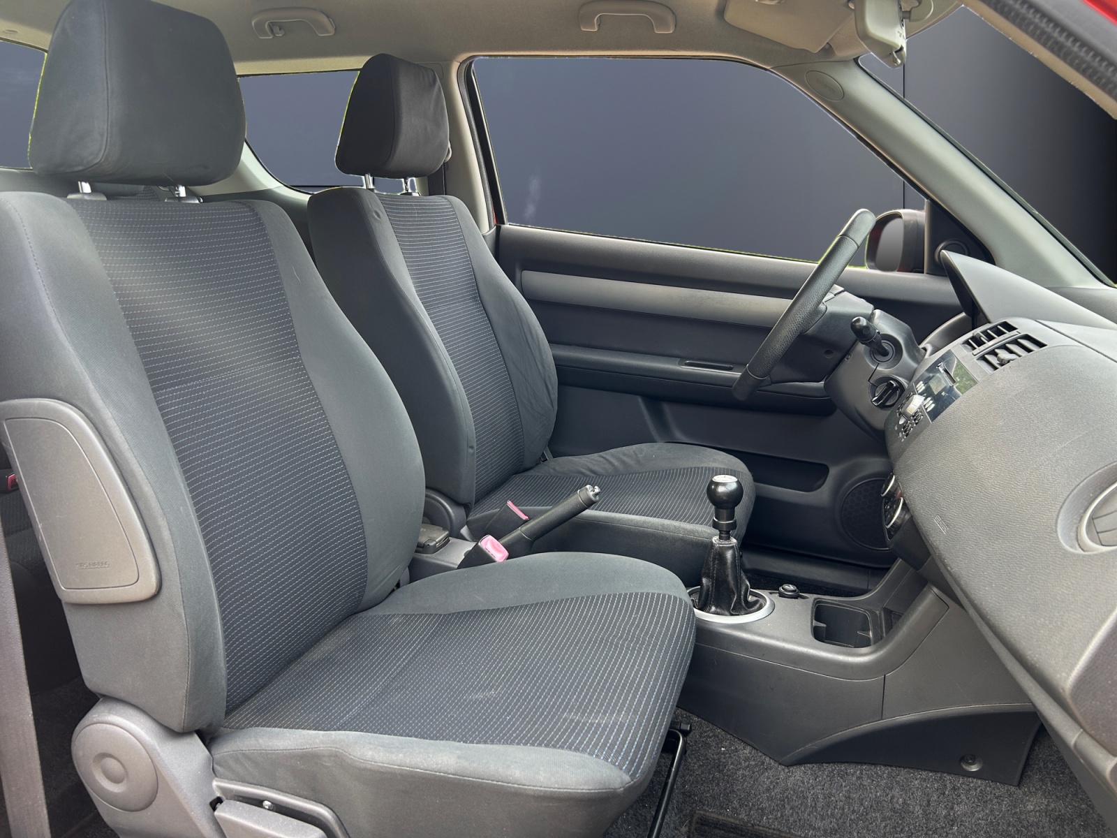 Suzuki Swift 13