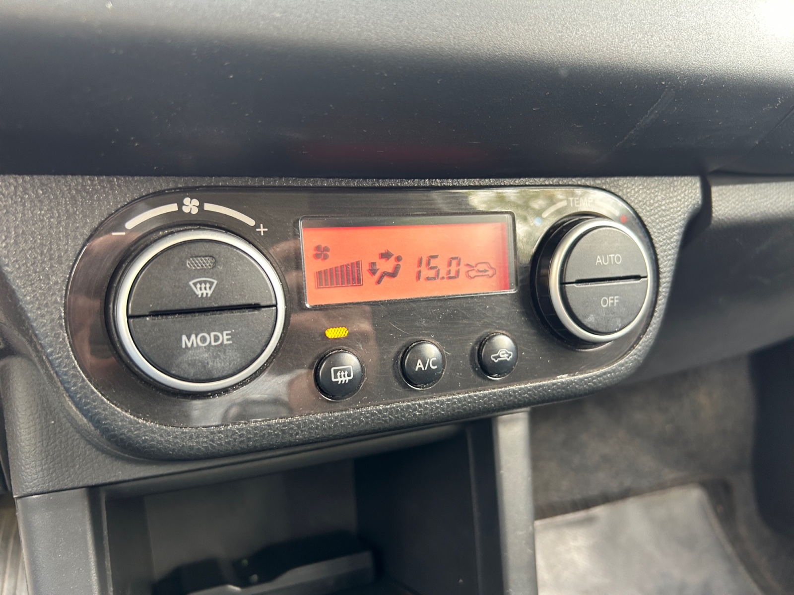 Suzuki Swift 21