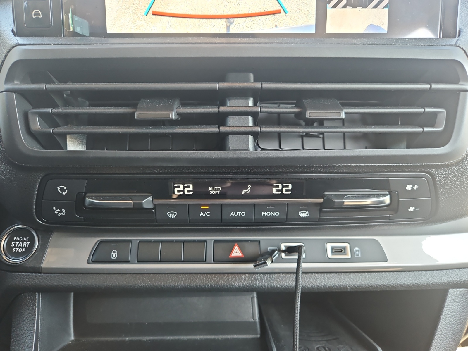 Peugeot Expert 18