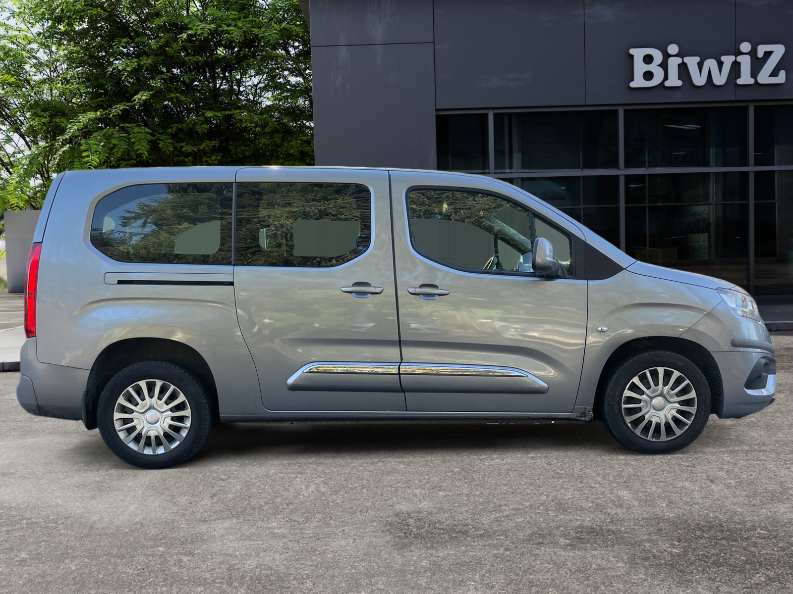 Toyota Pro Ace City Verso 5