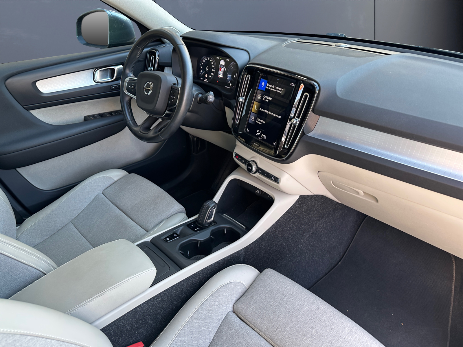 Volvo Xc40 12