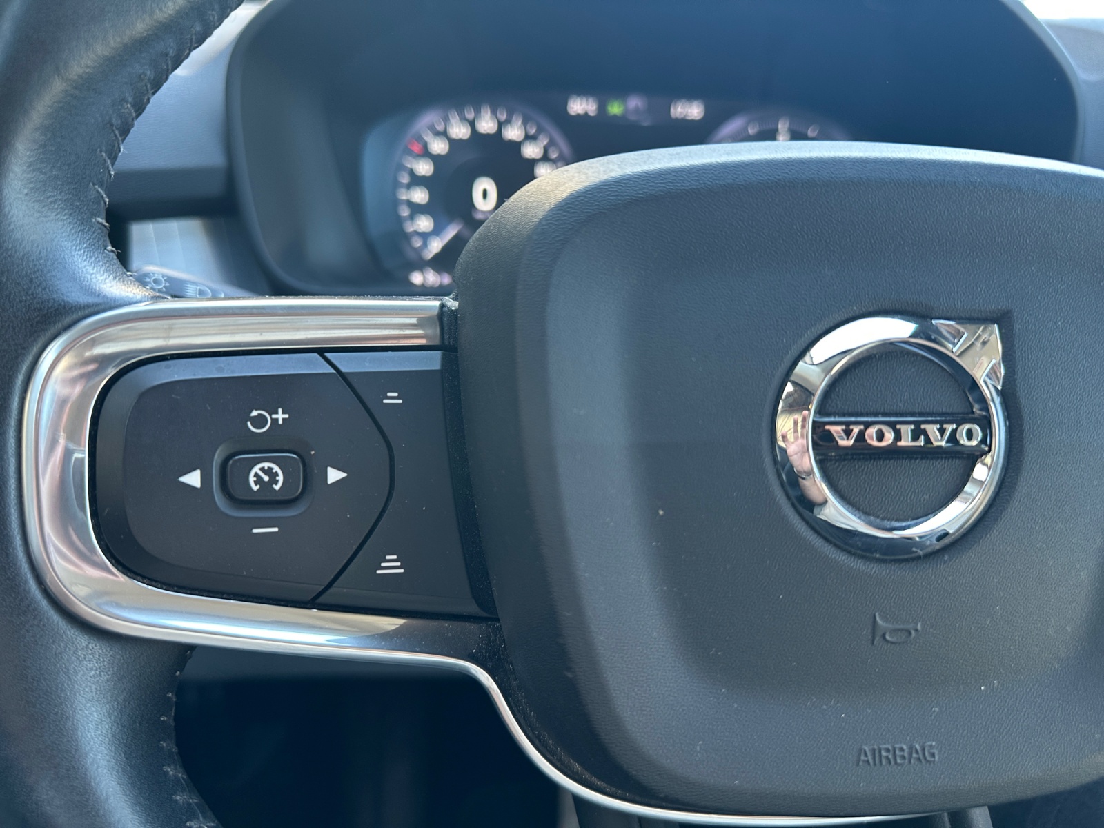 Volvo Xc40 17
